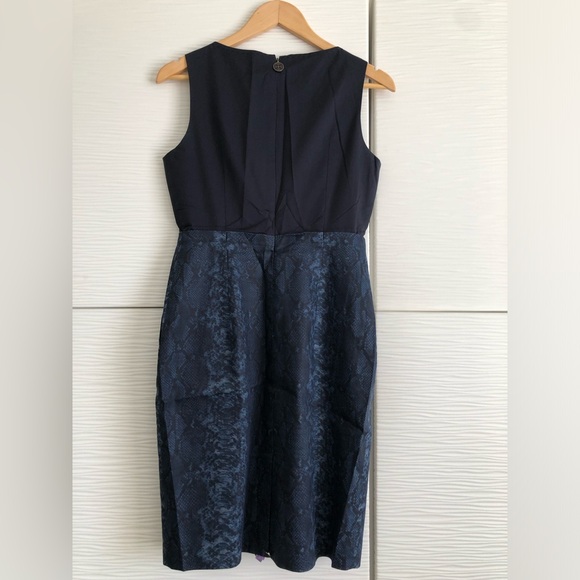Elie Tahari Navy Blue Sleeveless Dress Size US 4 - Picture 2 of 2
